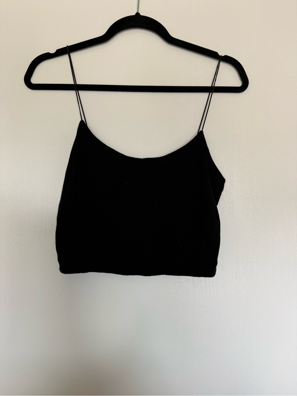 dina be Black Spaghetti Strap Crop Top